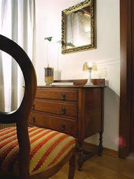 Hotel Astoria Венеция Экстерьер фото